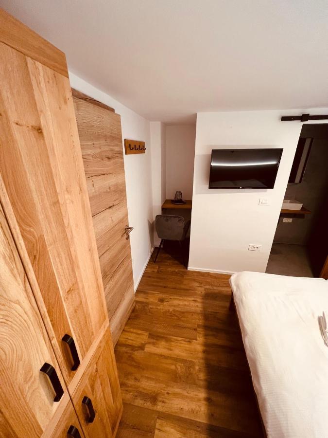 צרקליה נה גורניסקם Pjagodic Hotel Cerklje - 5Min To Airport מראה חיצוני תמונה