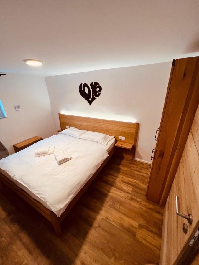 צרקליה נה גורניסקם Pjagodic Hotel Cerklje - 5Min To Airport מראה חיצוני תמונה