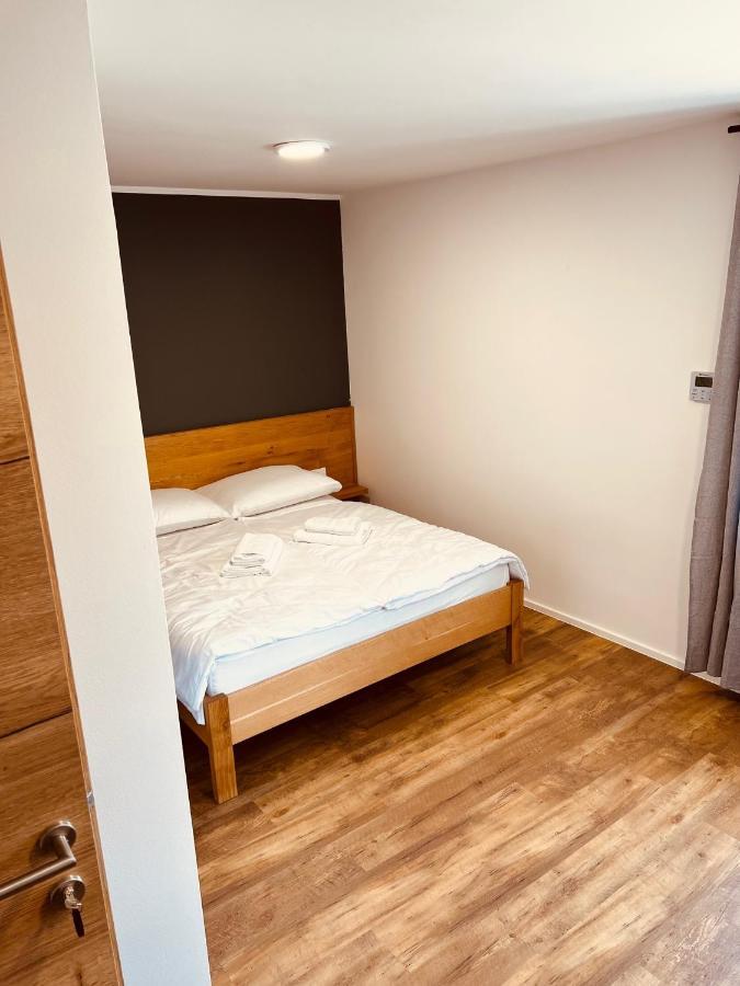 צרקליה נה גורניסקם Pjagodic Hotel Cerklje - 5Min To Airport מראה חיצוני תמונה