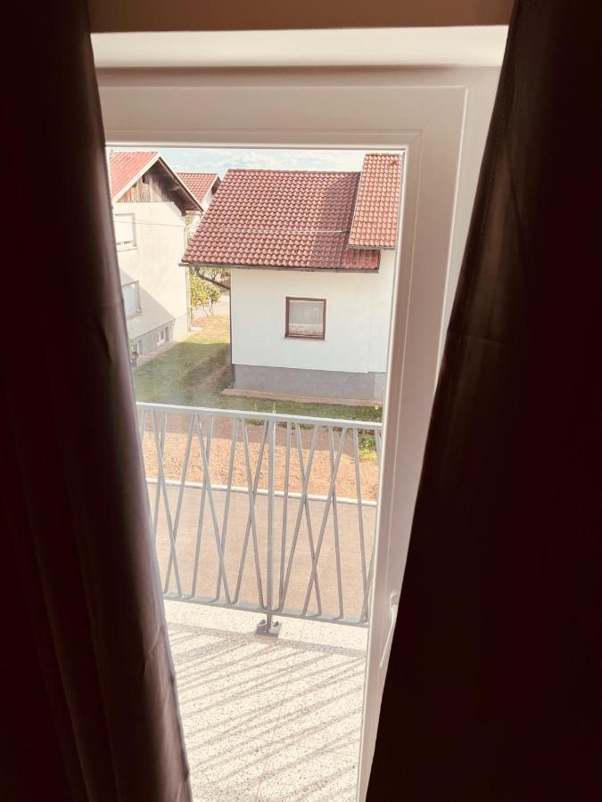 צרקליה נה גורניסקם Pjagodic Hotel Cerklje - 5Min To Airport מראה חיצוני תמונה