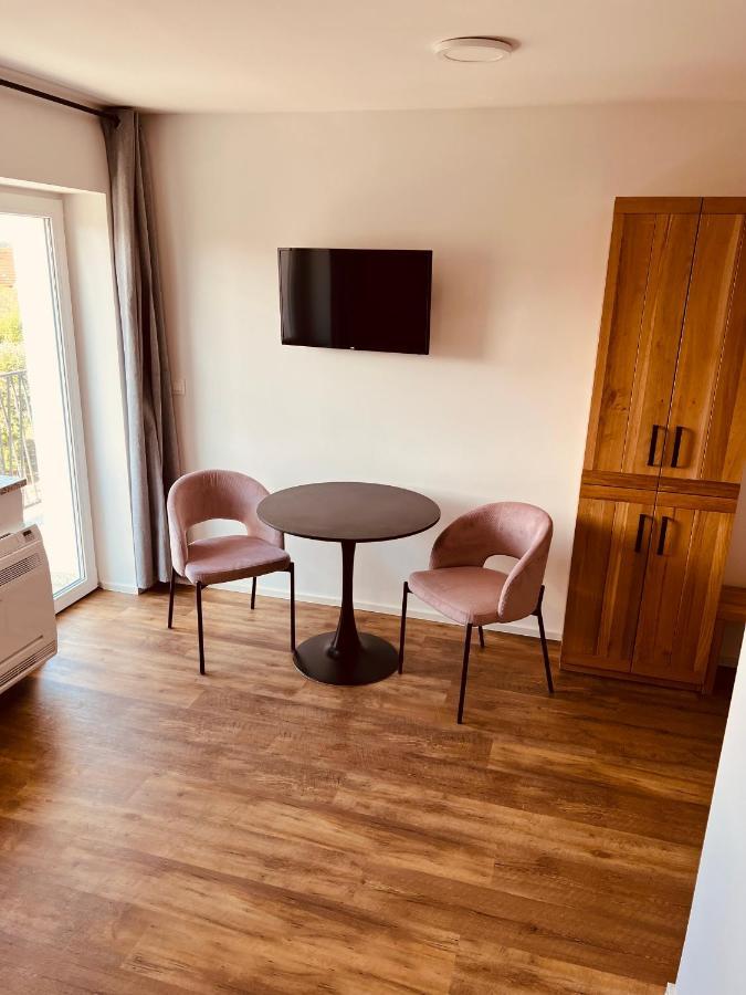 צרקליה נה גורניסקם Pjagodic Hotel Cerklje - 5Min To Airport מראה חיצוני תמונה