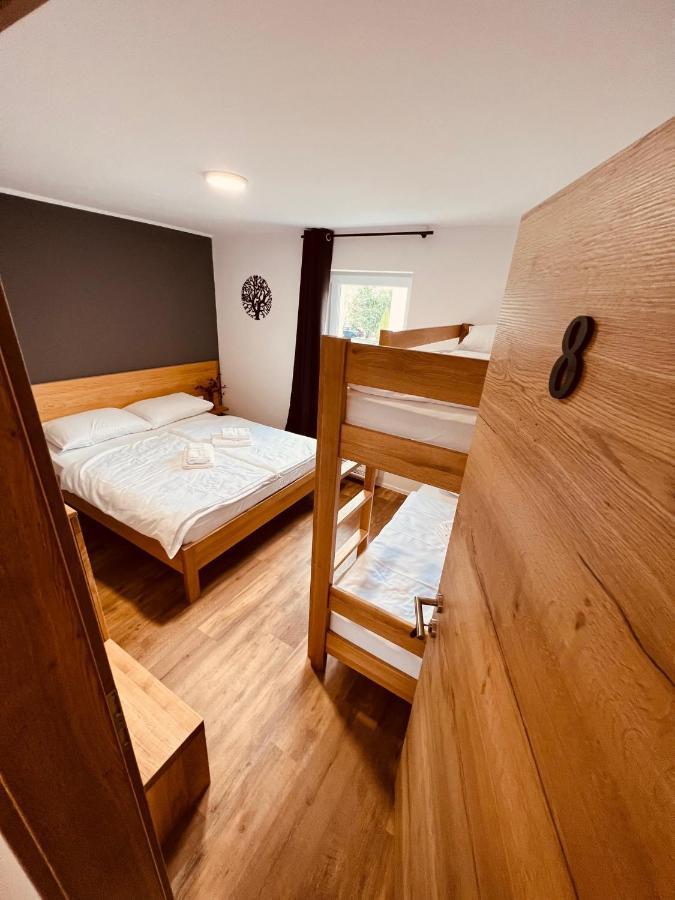 צרקליה נה גורניסקם Pjagodic Hotel Cerklje - 5Min To Airport מראה חיצוני תמונה