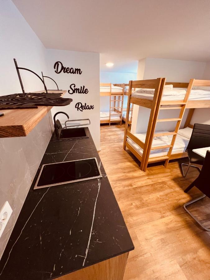 צרקליה נה גורניסקם Pjagodic Hotel Cerklje - 5Min To Airport מראה חיצוני תמונה